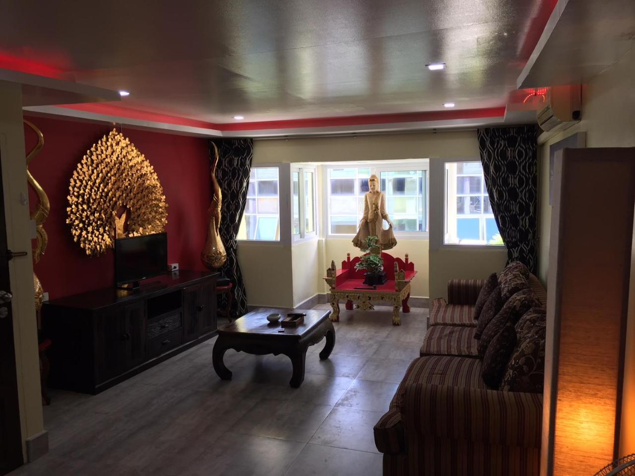 Fong Kaew And Baan Nang Fa Guesthouse Patong Esterno foto